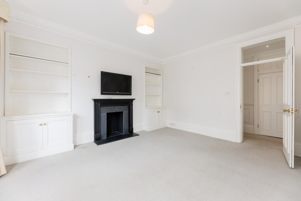 Apartment in London - View 4