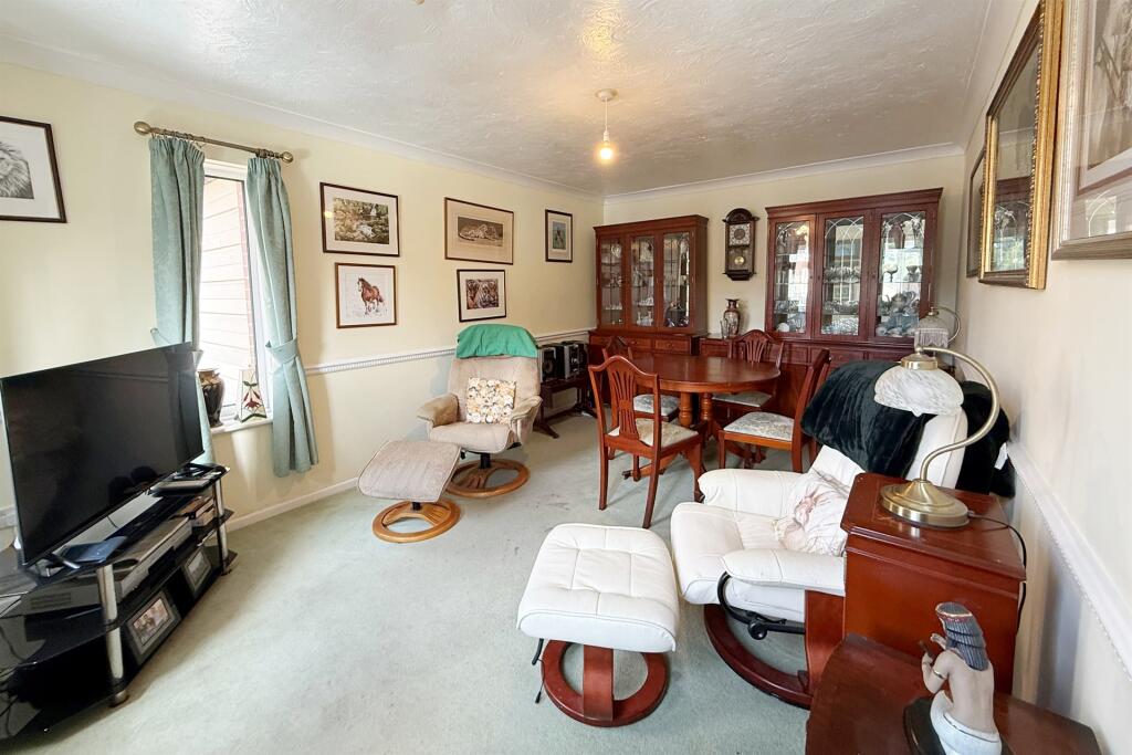 House in Dorchester - View 2