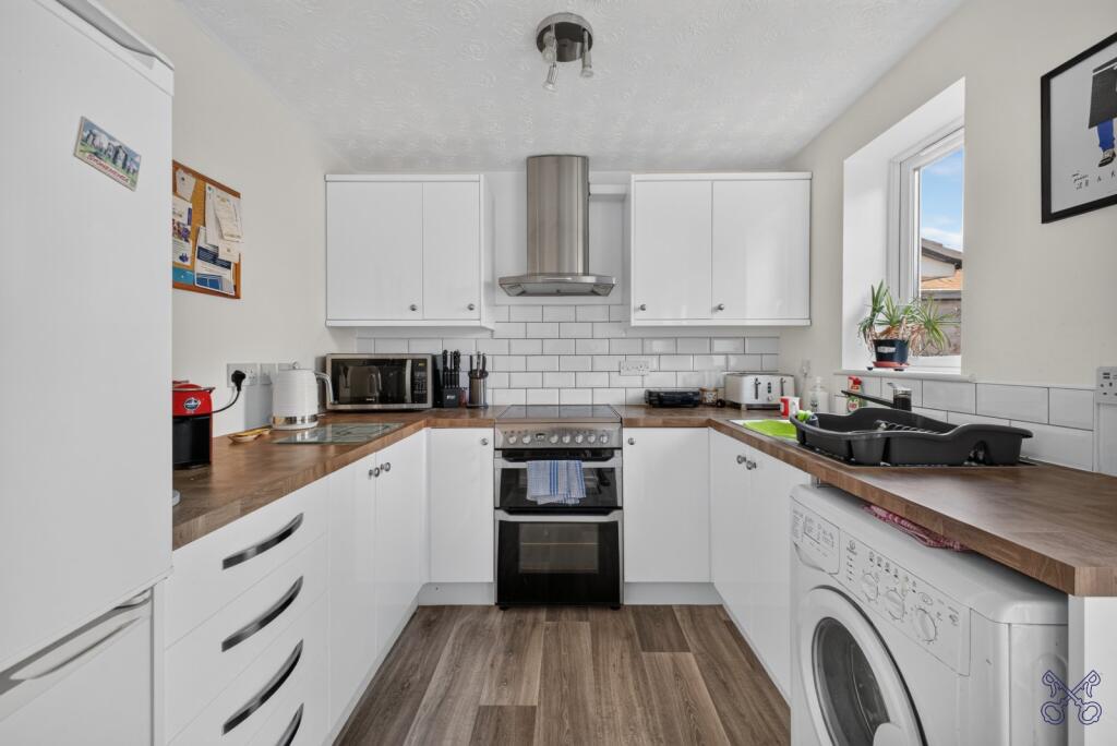 House in Worcester - View 5