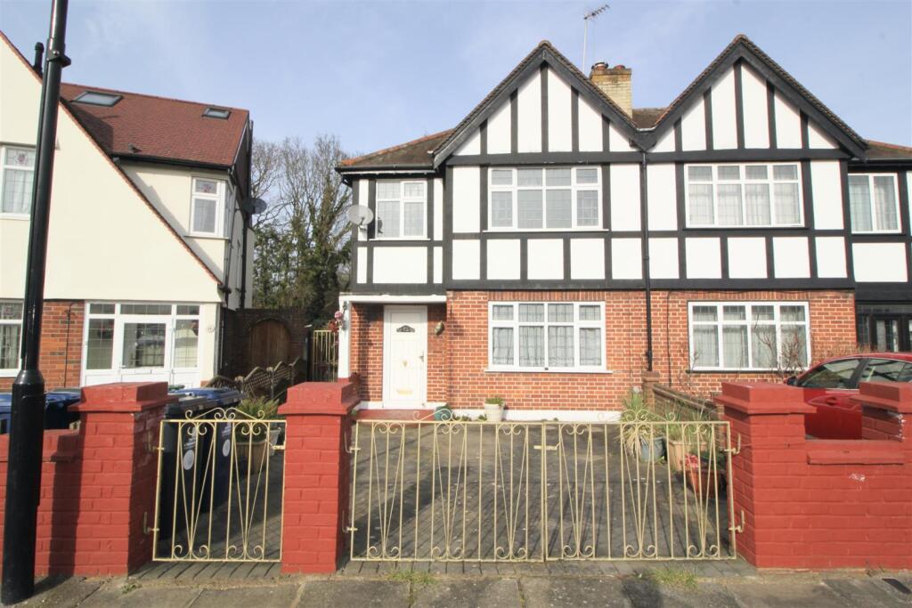 Main image of property: Chinnor Crescent, Greenford
