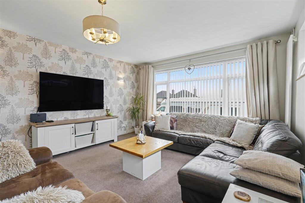House in Nottingham, Toton - View 2