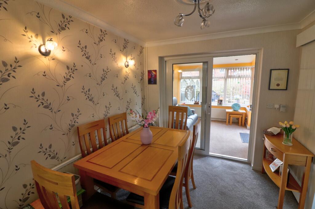 Bullcote Green, Oldham, OL2 photo 3