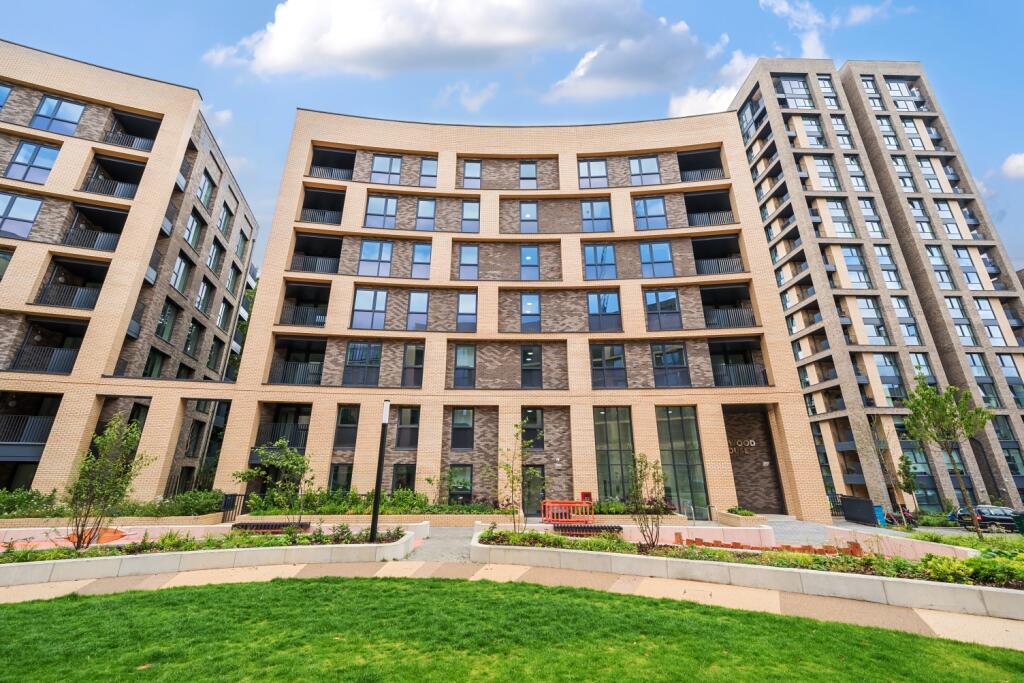 Main image of property: Juniper Crescent London SE10