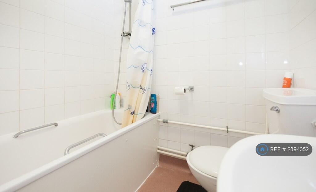 Apartment in London - More