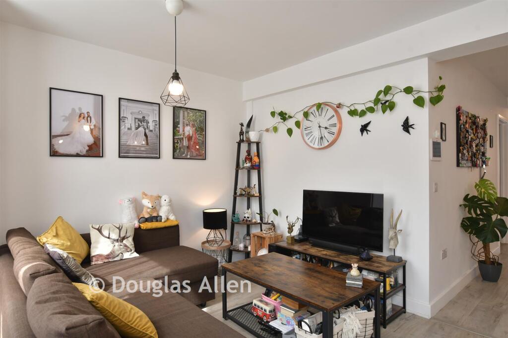 Main image of property: Hoe Street, Walthamstow