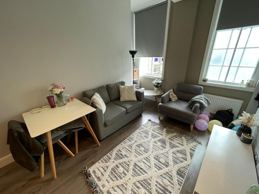 Apartment in Liverpool - View 3