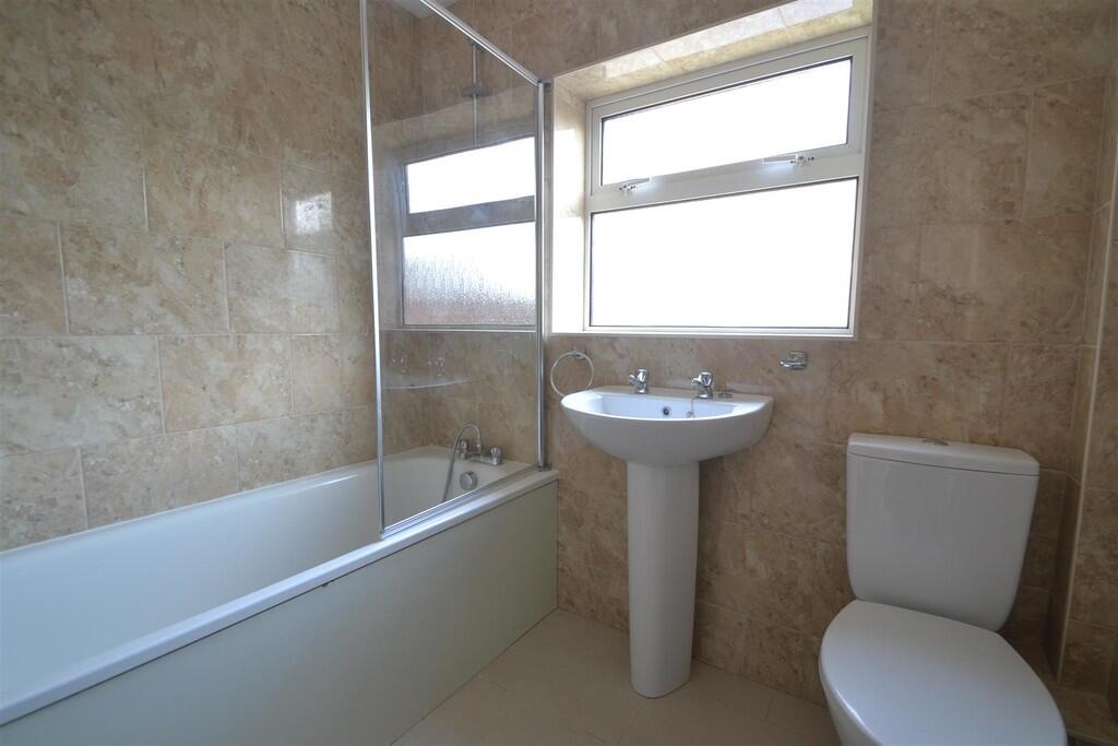 Apartment in Ringwood - View 4