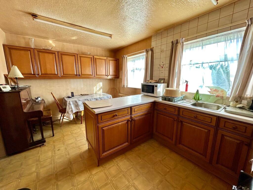 House in Keighley, Bracken Bank - View 4