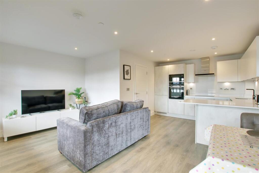 Main image of property: Bircherley Green, Hertford