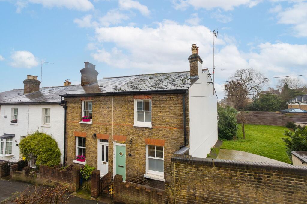 Main image of property: Albany Passage, The Alberts