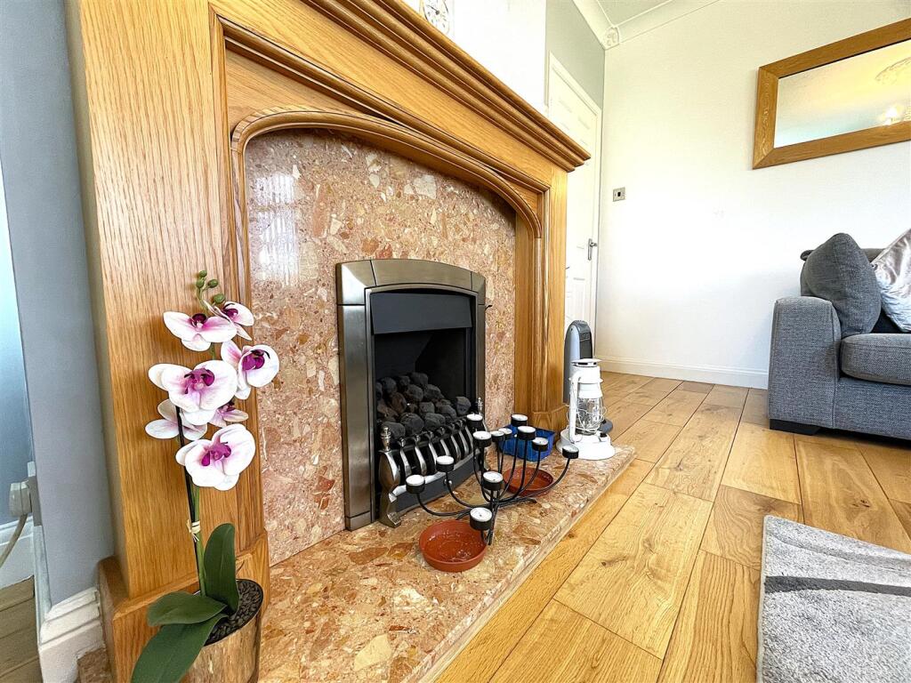 York Road, Barlby, Selby photo 4