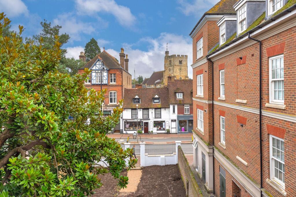 Main image of property: High Street, Tonbridge, TN9