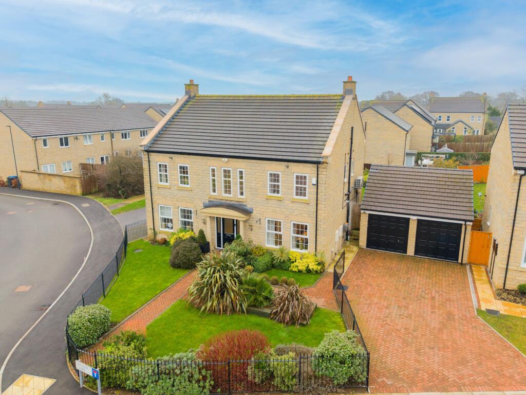 Main image of property: Spruisty Green, Killinghall, HG3