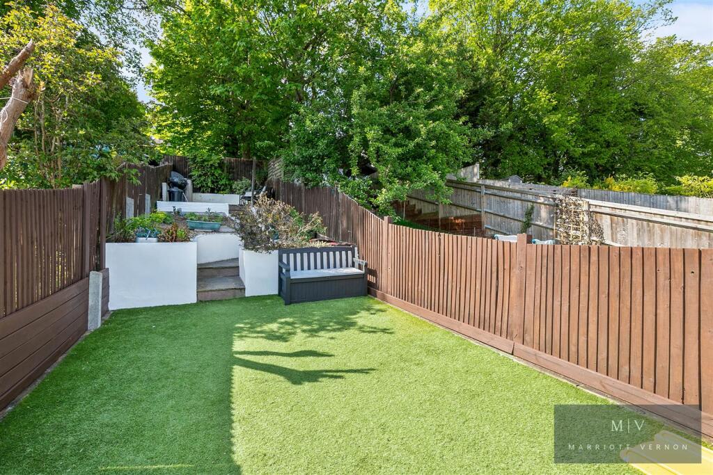 House in London - View 4