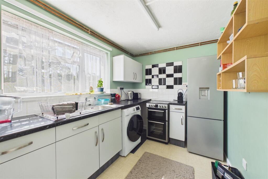 Apartment in Chichester - More