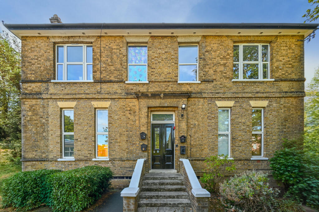 Apartment in London - View 2