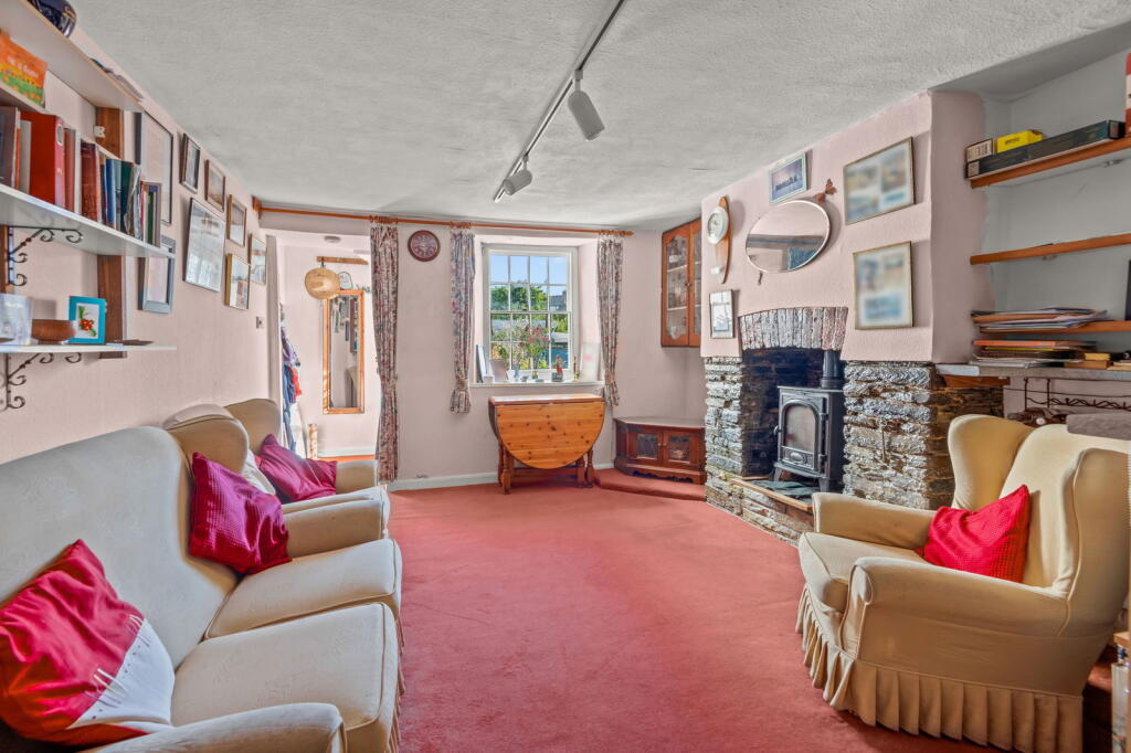 Devon Square, Kingsbridge, TQ7 1EE photo 2