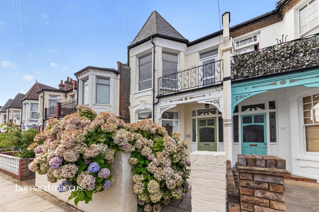 Main image of property: Woodside Road, London