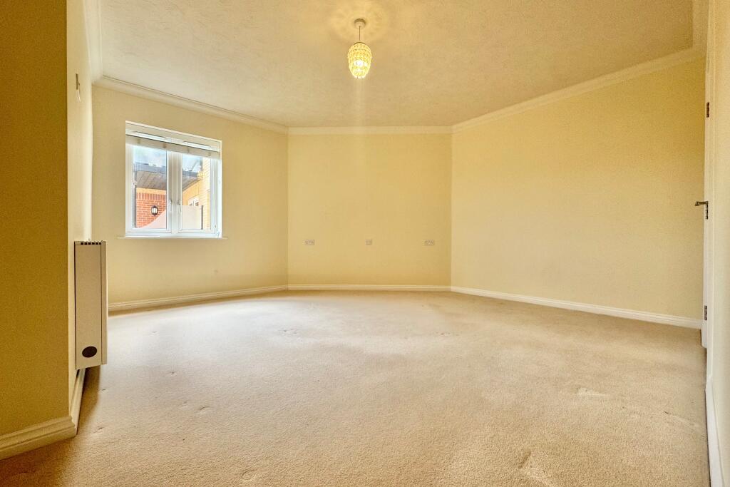 Apartment in Park Gate, Southampton, Locks Heath - View 4
