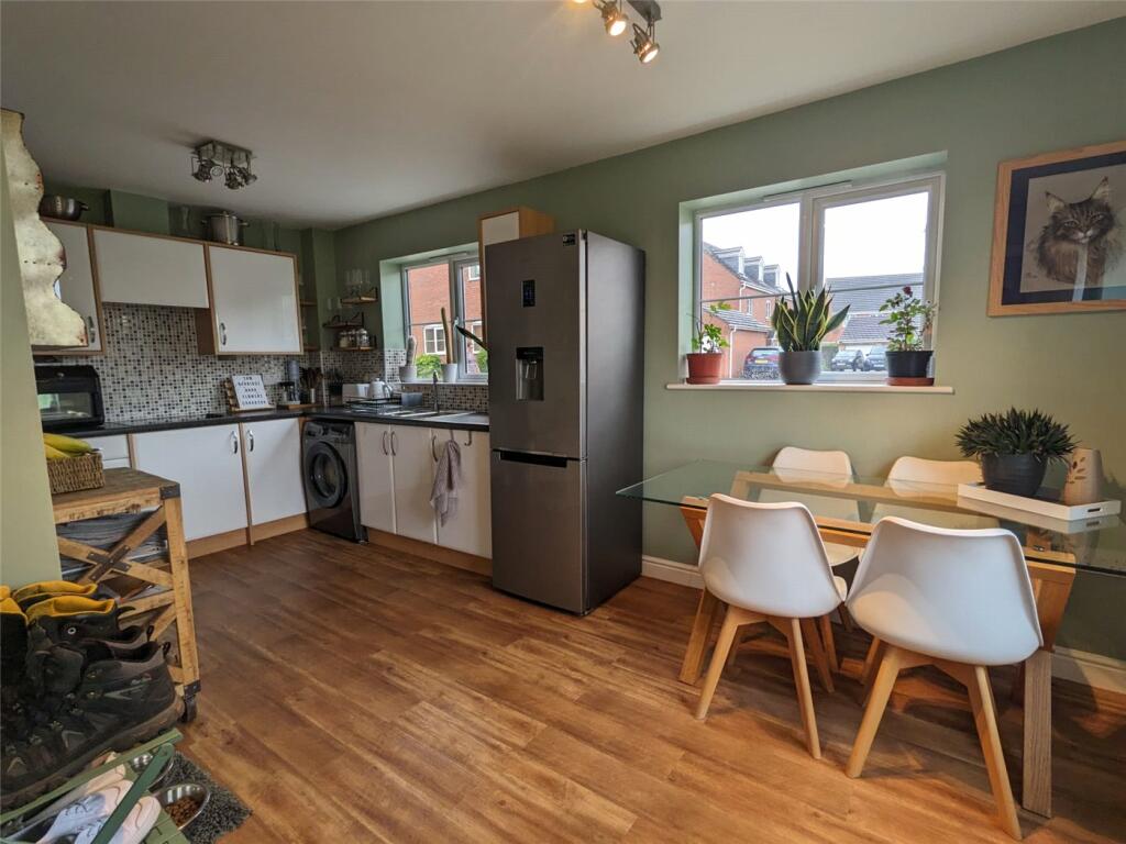 House in Nottingham - View 5