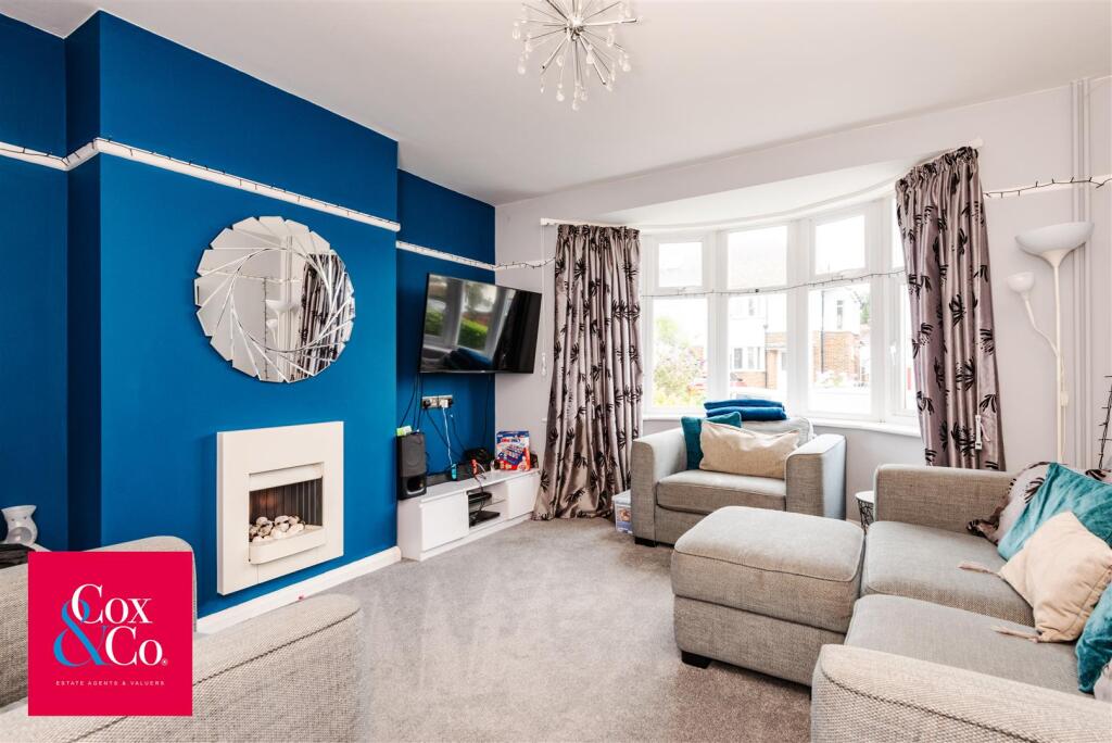 Fairfield Gardens, Portslade, Brighton photo 3