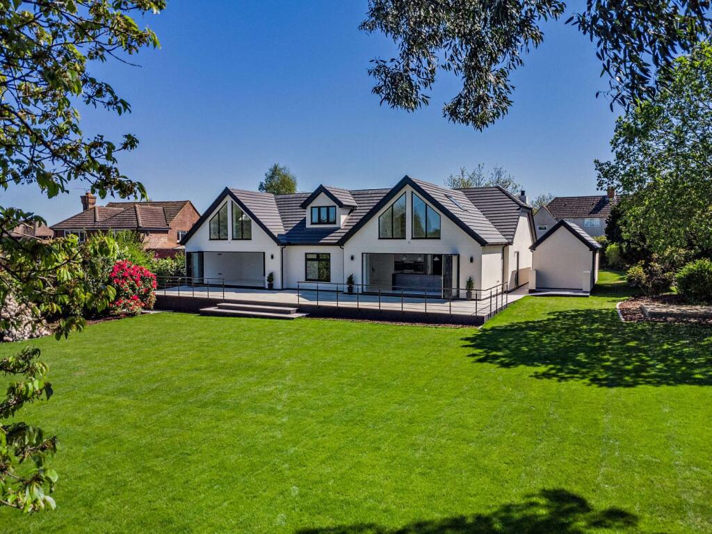 Main image of property: Dean Street, East Farleigh, Maidstone, Kent