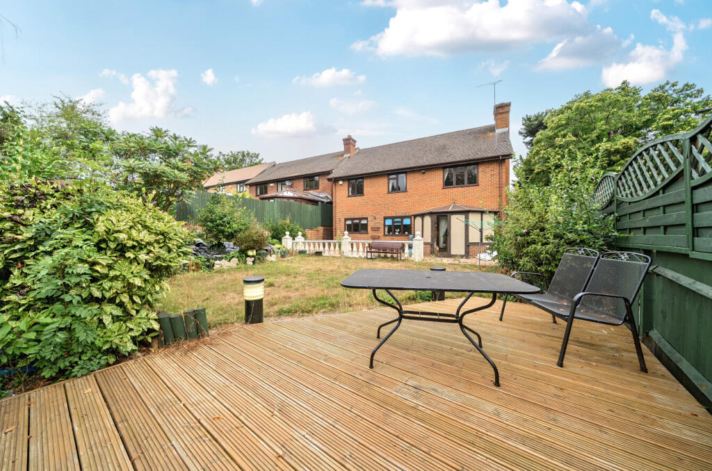 House in London, Elmstead - View 3