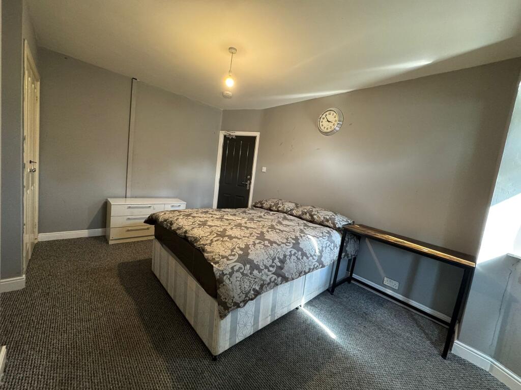 Additional image 2 of Sherwood Road, Hall Green, B28 0HB