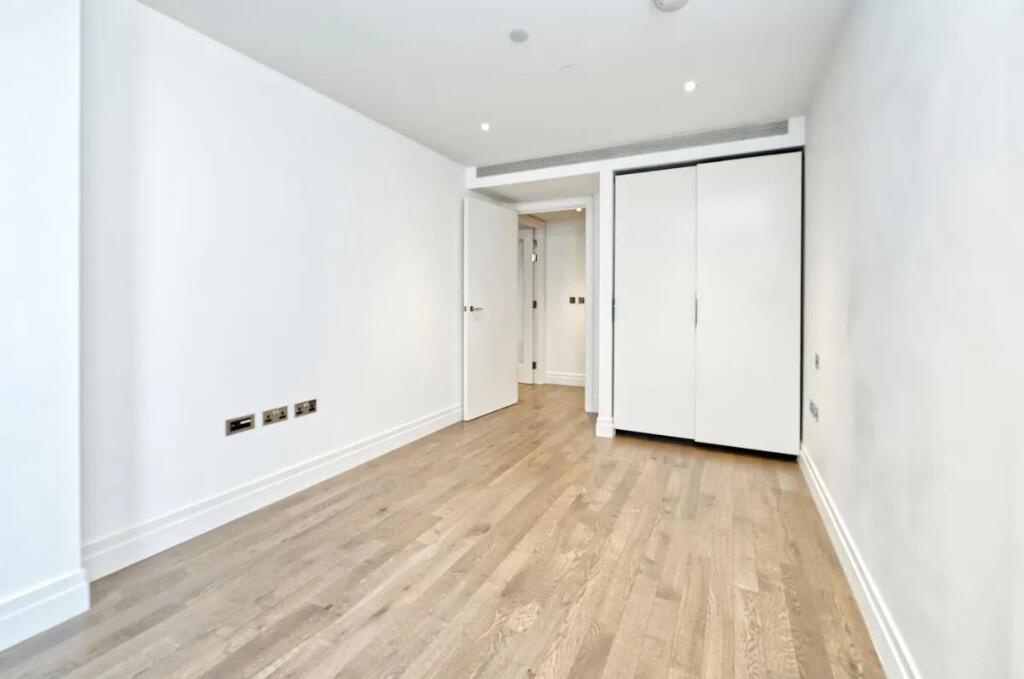 Apartment in London, Riverlight - More