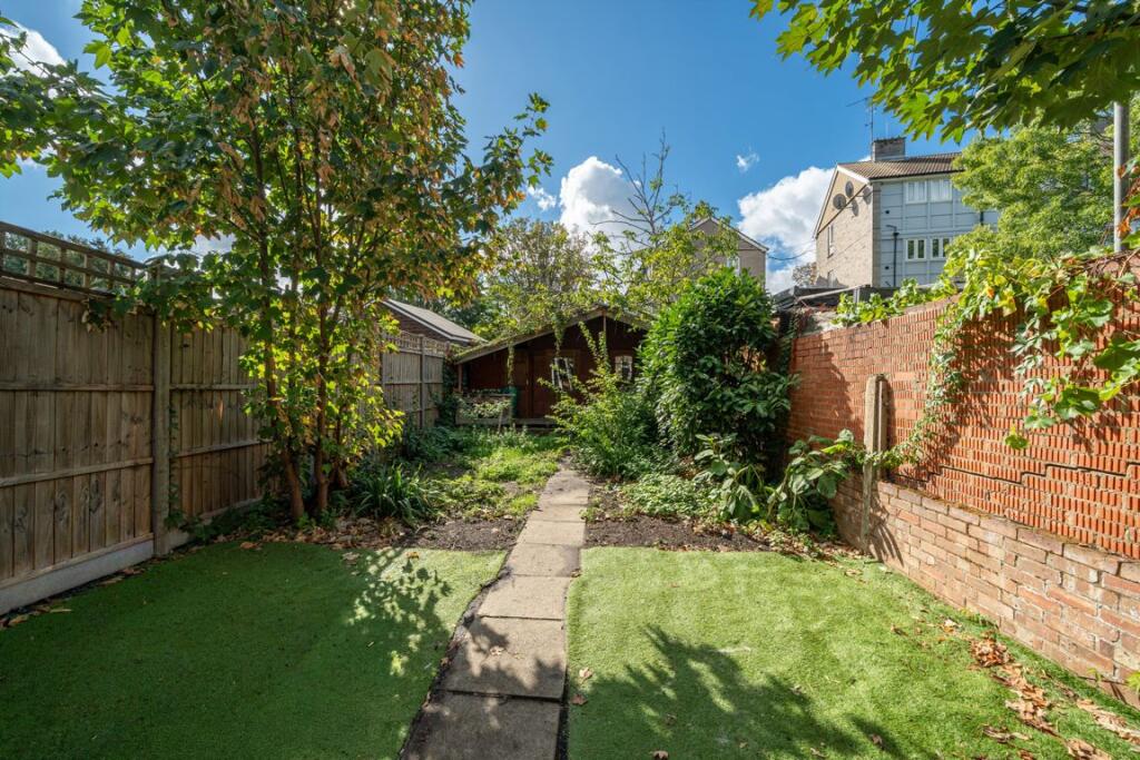 House in London - View 4
