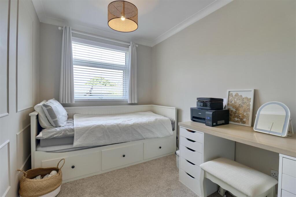 House in Waterlooville, Crookhorn - View 3