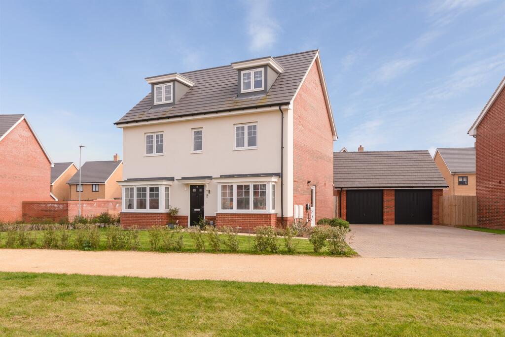 Main image of property: Mason Drive, MALDON