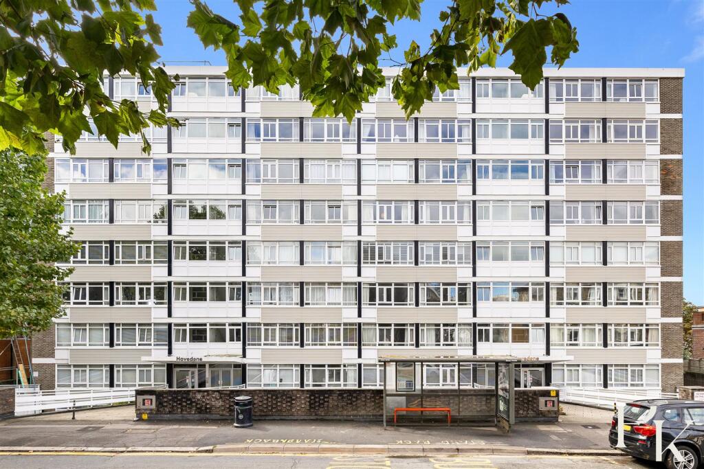Apartment in Brighton