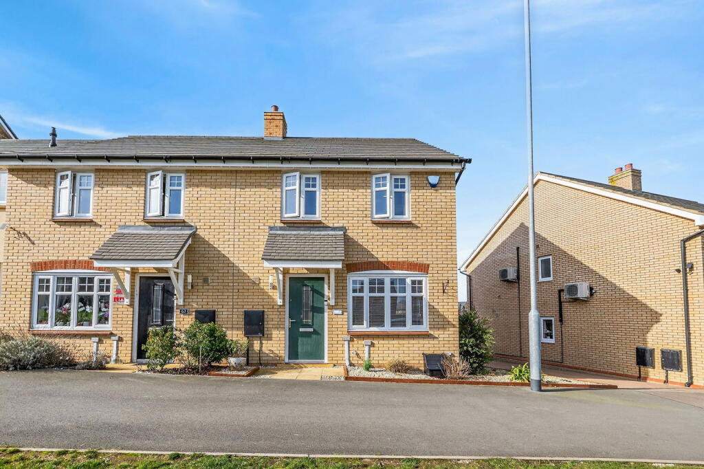 Main image of property: Southern Cross, Wixams