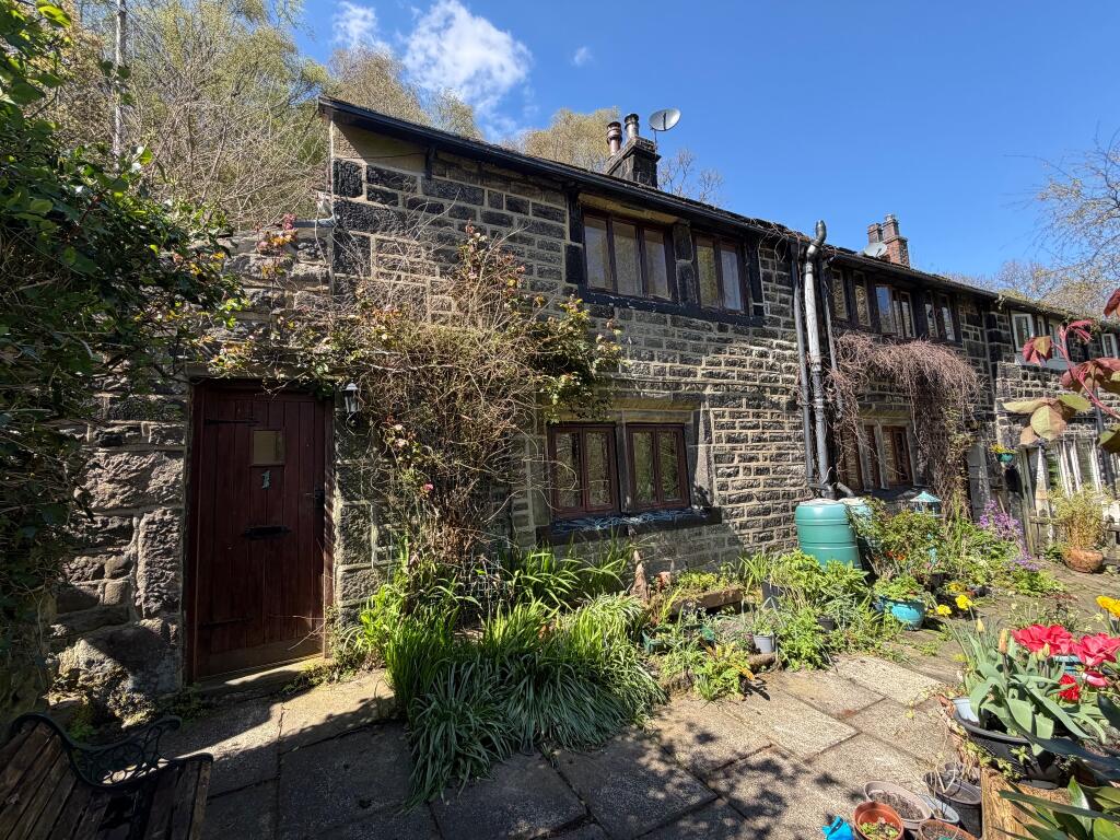 Main image of property: Hollins, Hebden Bridge, HX7 7DZ