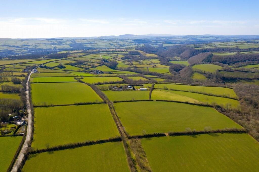 Main image of property: Blaen-Cil-Llech, Newcastle Emlyn, Ceredigion, SA38