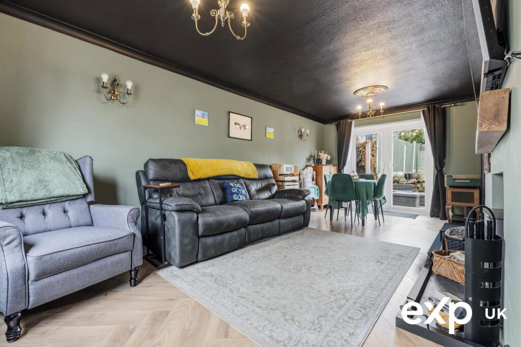 House in Nottingham - View 5