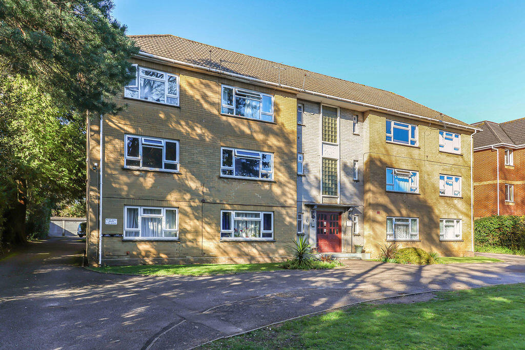 Main image of property: Richmond Park Road, Bournemouth