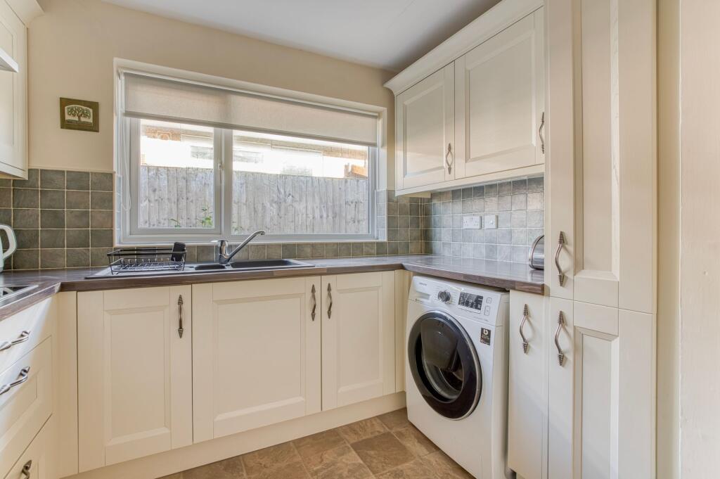Worlingham Way, Lowestoft photo 4