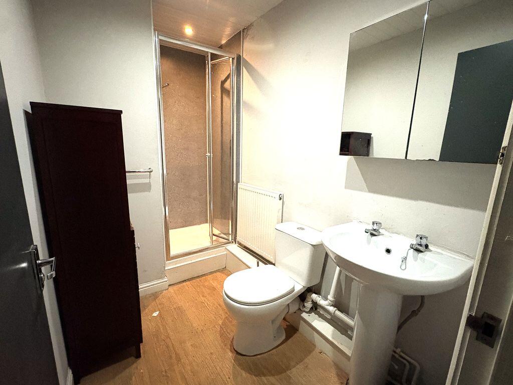 House in Leeds, West Yorkshire - More