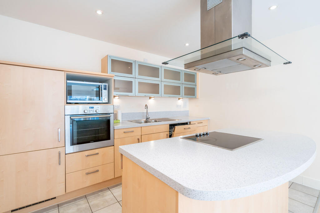 Apartment in Portsmouth - View 5