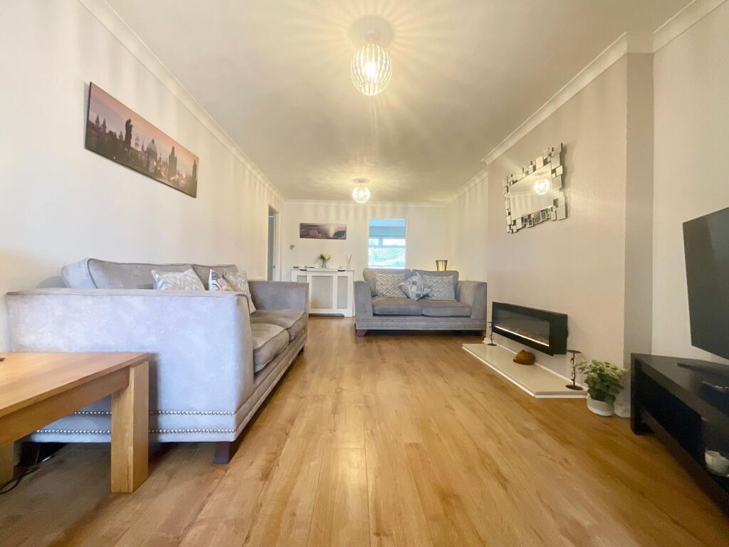 House in York, Seamer - More