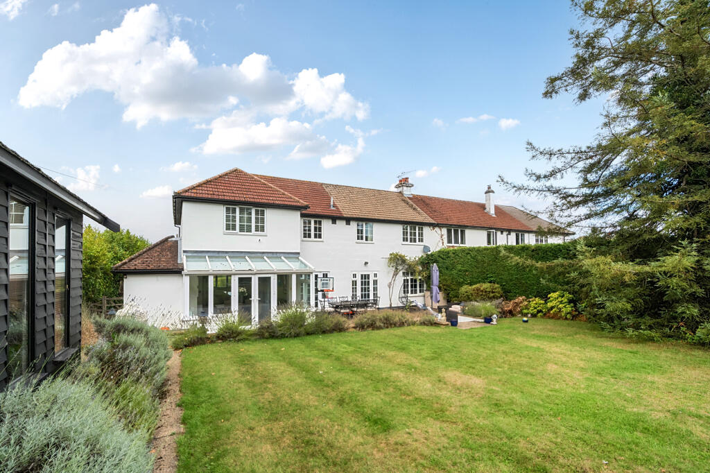 House in Hemel Hempstead - View 3