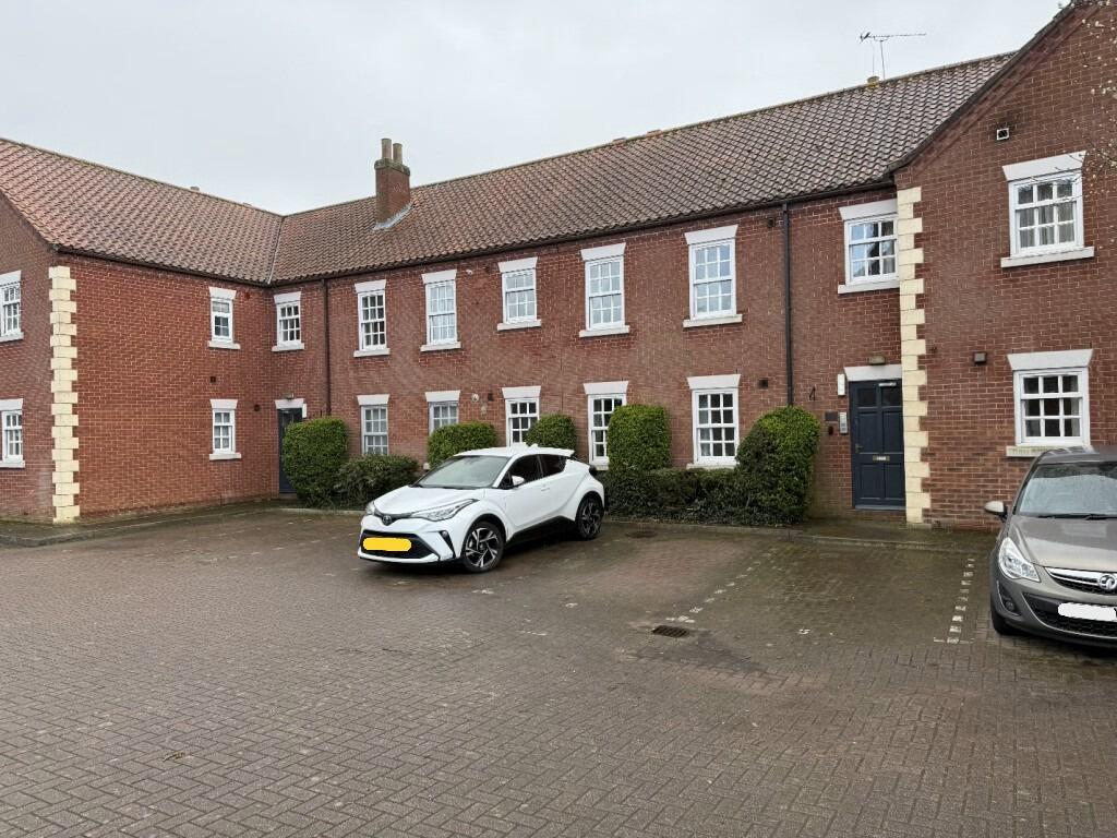 Main image of property: Flat 2, Kesteven Court, New Street, Grantham, Lincolnshire NG31 8FP
