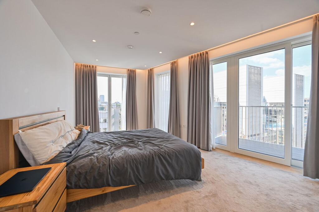 Apartment in London - View 4