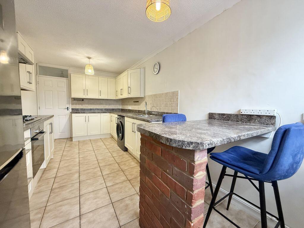 House in Stoke Mandeville, Buckinghamshire - View 2
