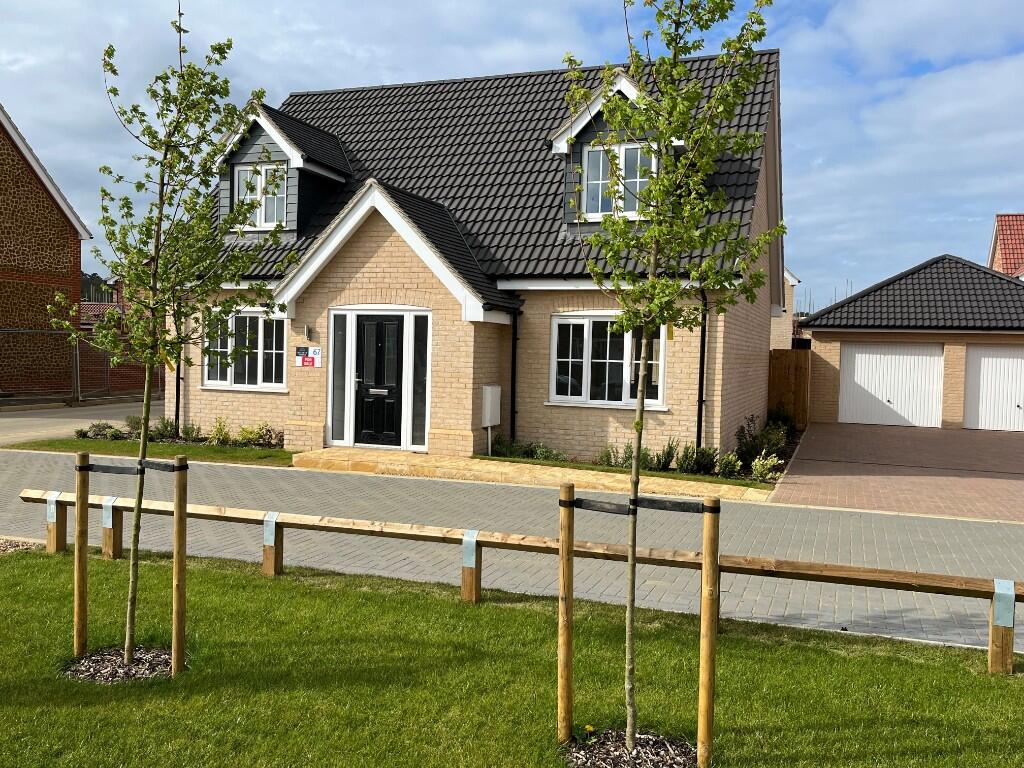 Main image of property: Poppyfields Drive,
Snettisham,
Norfolk,
PE31 7UD
