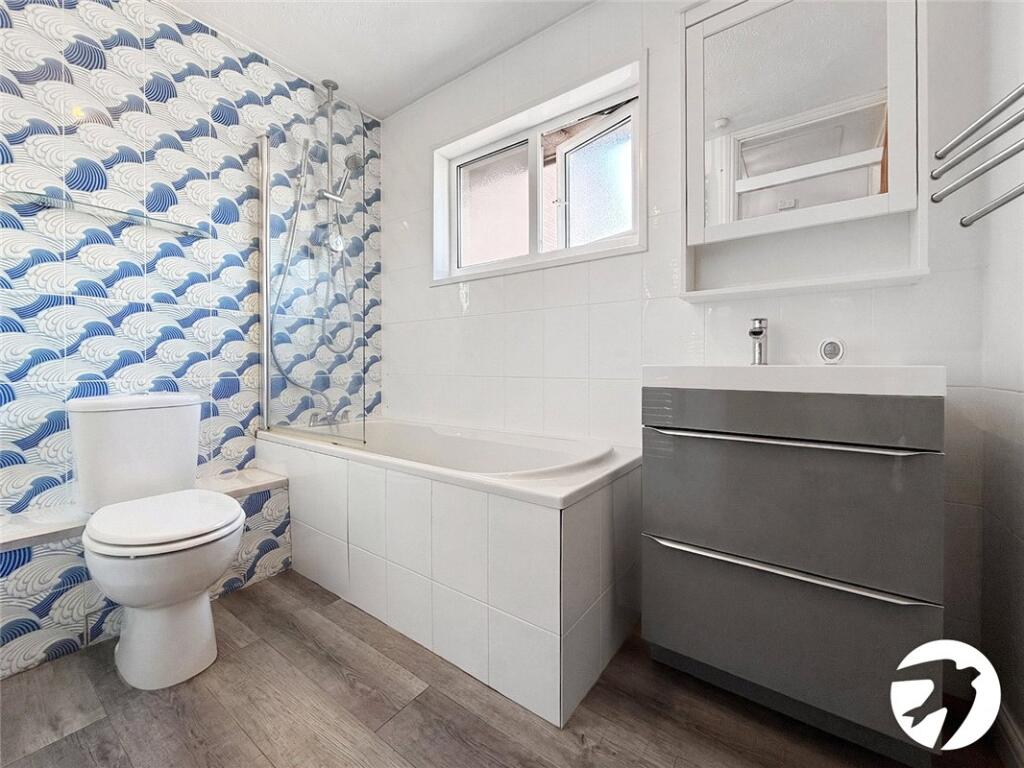 House in Swanley, White Oak - More