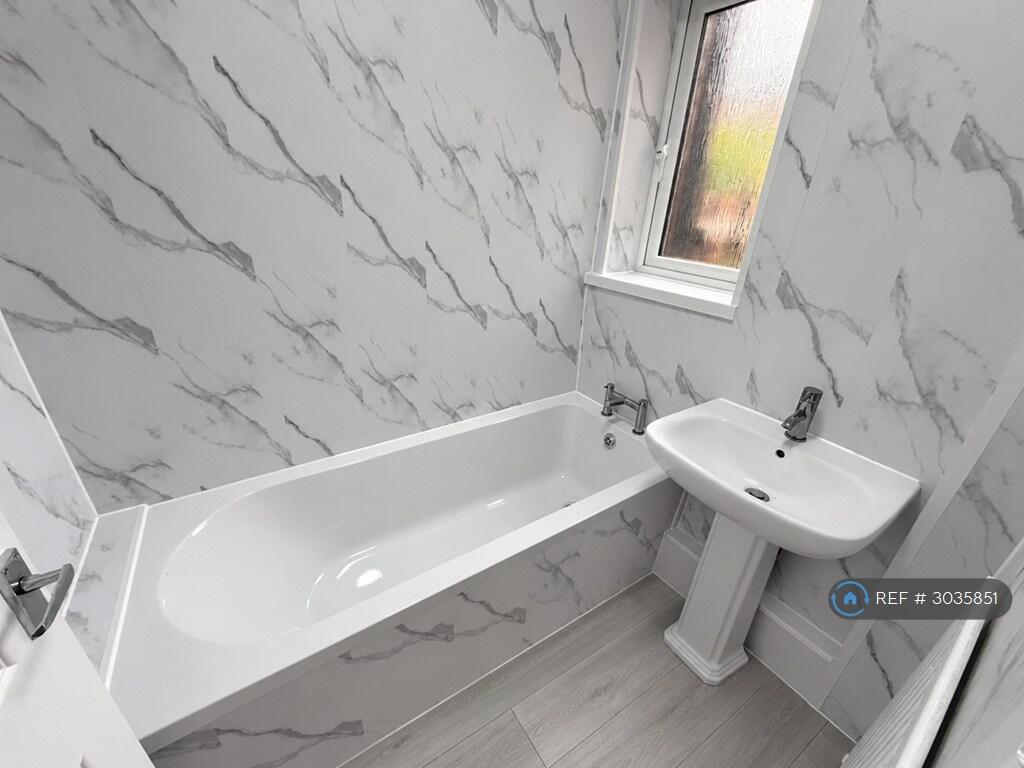 House in Durham - View 5