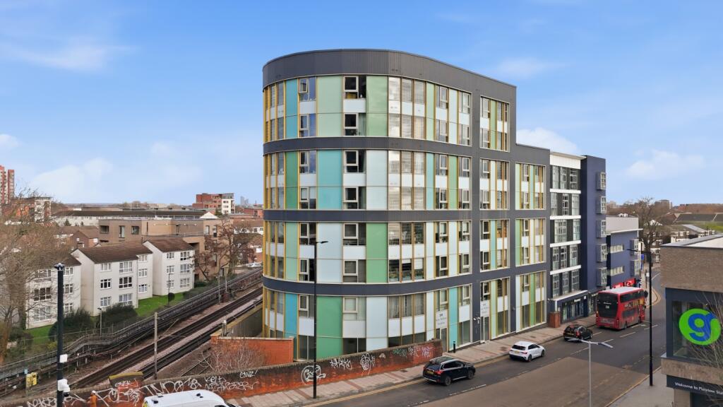 Apartment in London, Plaistow - View 4